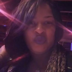 Meet your Posher, Jonelle